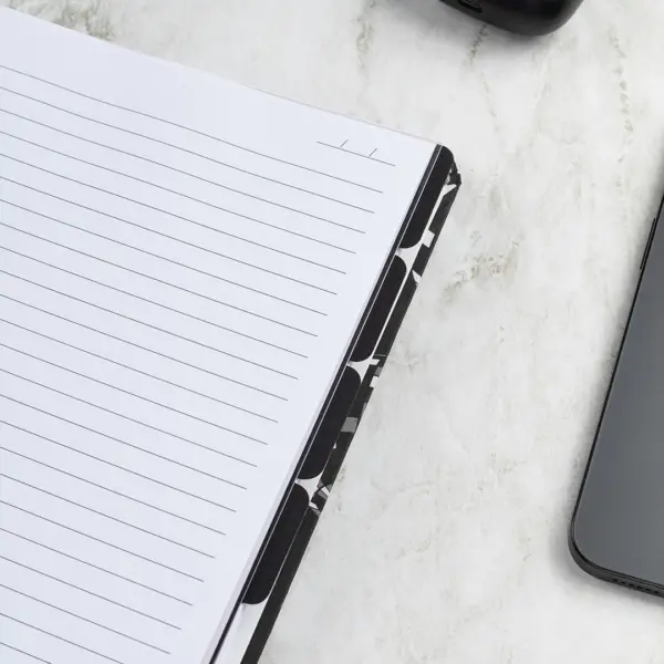 CADERNO DE DISCO MAGNOLIA LIZ MACEDO GLOW UP BLACK