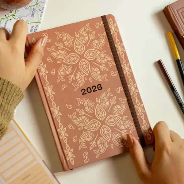 PLANNER SLIM 2026 MAGNOLIA BOHO PAISLEY MARROM