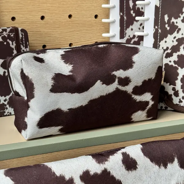 ESTOJO NECESSAIRE DAILY MAGNOLIA COW PRINT